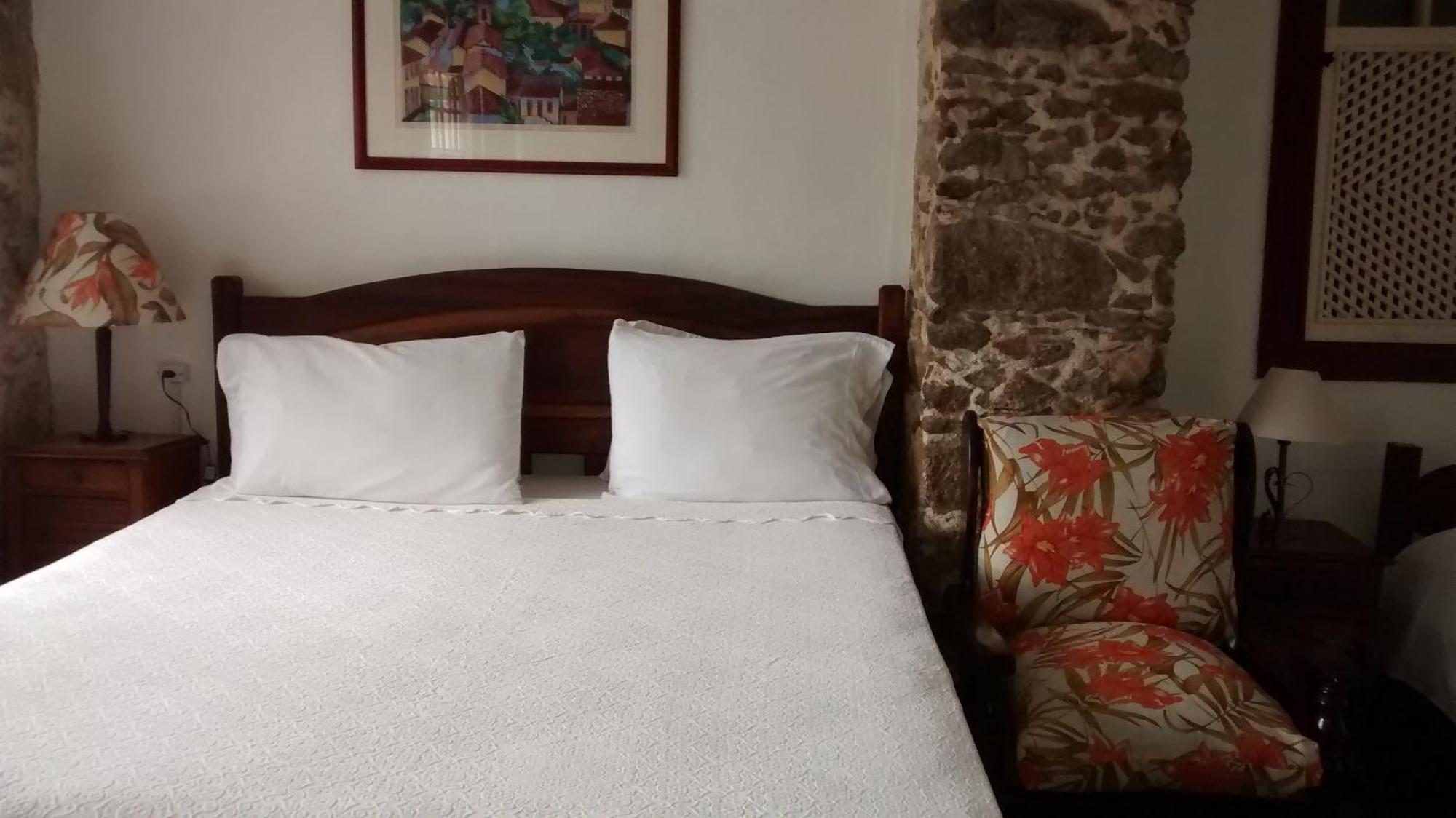 Pousada Arte Colonial - Casarão Histórico do Séc XVIII Parati Habitación foto